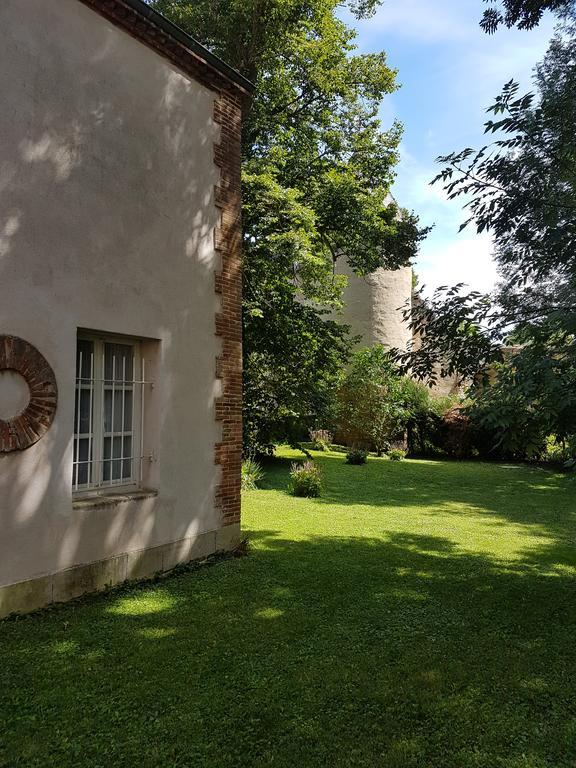 Chateau Mesny Gite Au Fil Des Pages Vic-sur-Seille المظهر الخارجي الصورة